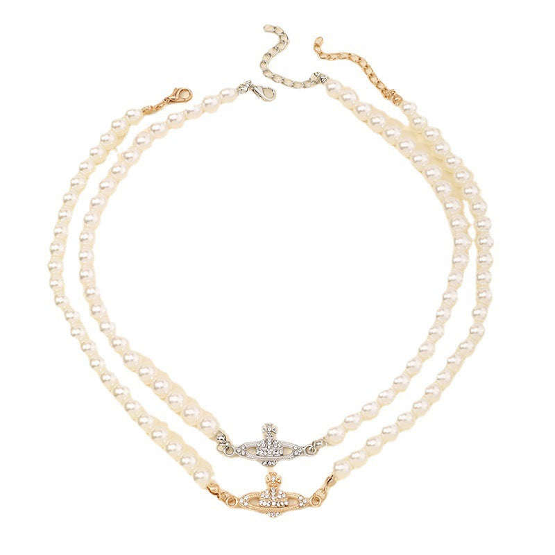 Pearl Choker Necklace with Crown-Shaped Pendant
