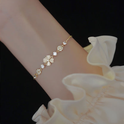 Plated Silver Women Bracelet with Clover & Zirconia