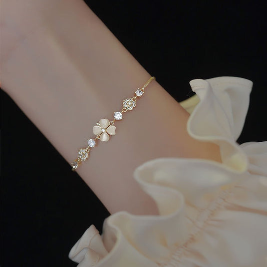 Plated Silver Women Bracelet with Clover & Zirconia