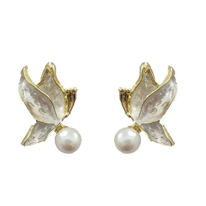 Exquisite Butterfly Pearl Stud Earrings for Women
