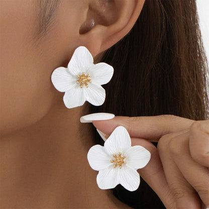 Golden Flower Stud Earrings-Stylish Metal Dopamine Statement Jewelry