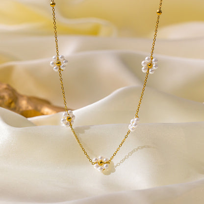 Daisy Pearl Necklace for Women