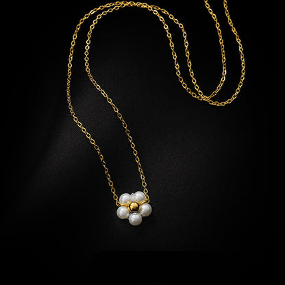 Daisy Pearl Necklace for Women